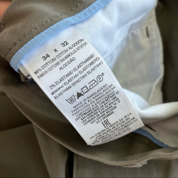 Dockers Straight Fit Chinos - Picture 14 of 14